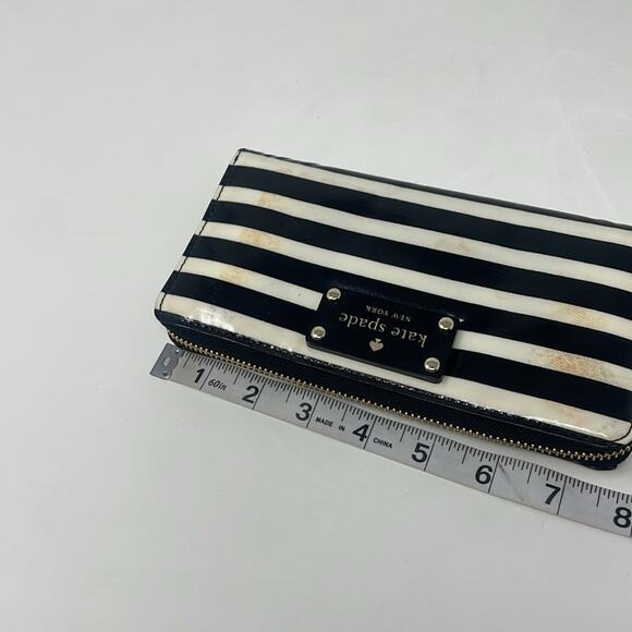 Kate Spade Wellesley Patent Stripe Wallet - Picture 10 of 11